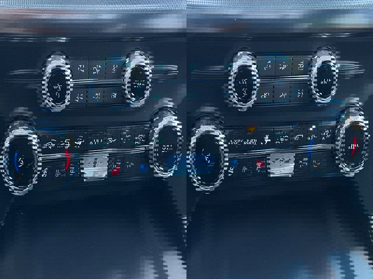 Used 2024 Ford F150 Platinum w/ Equipment Group 702A High image 50