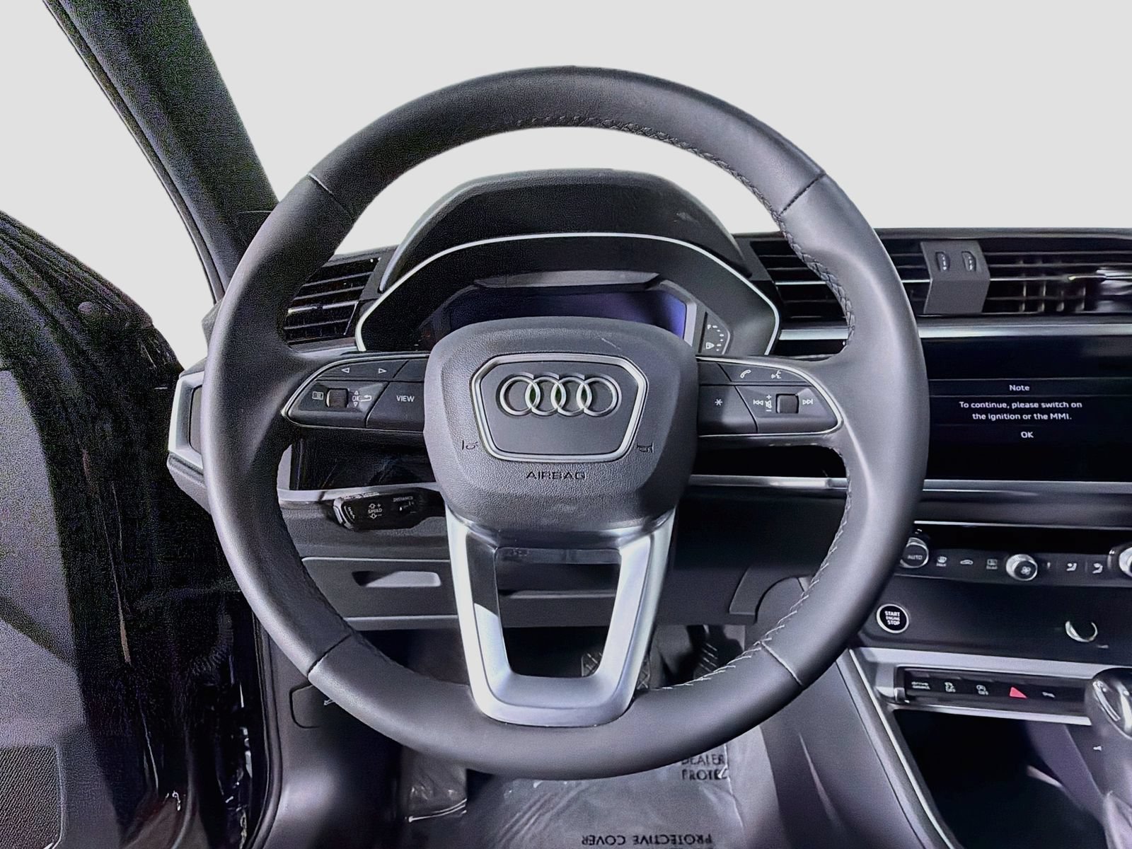 Certified 2025 Audi Q3 2.0T Premium w/ Convenience Package AWD/4WD image 11