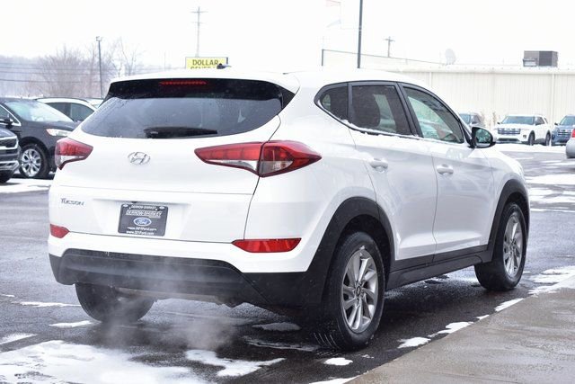 Used 2017 Hyundai Tucson SE image 6