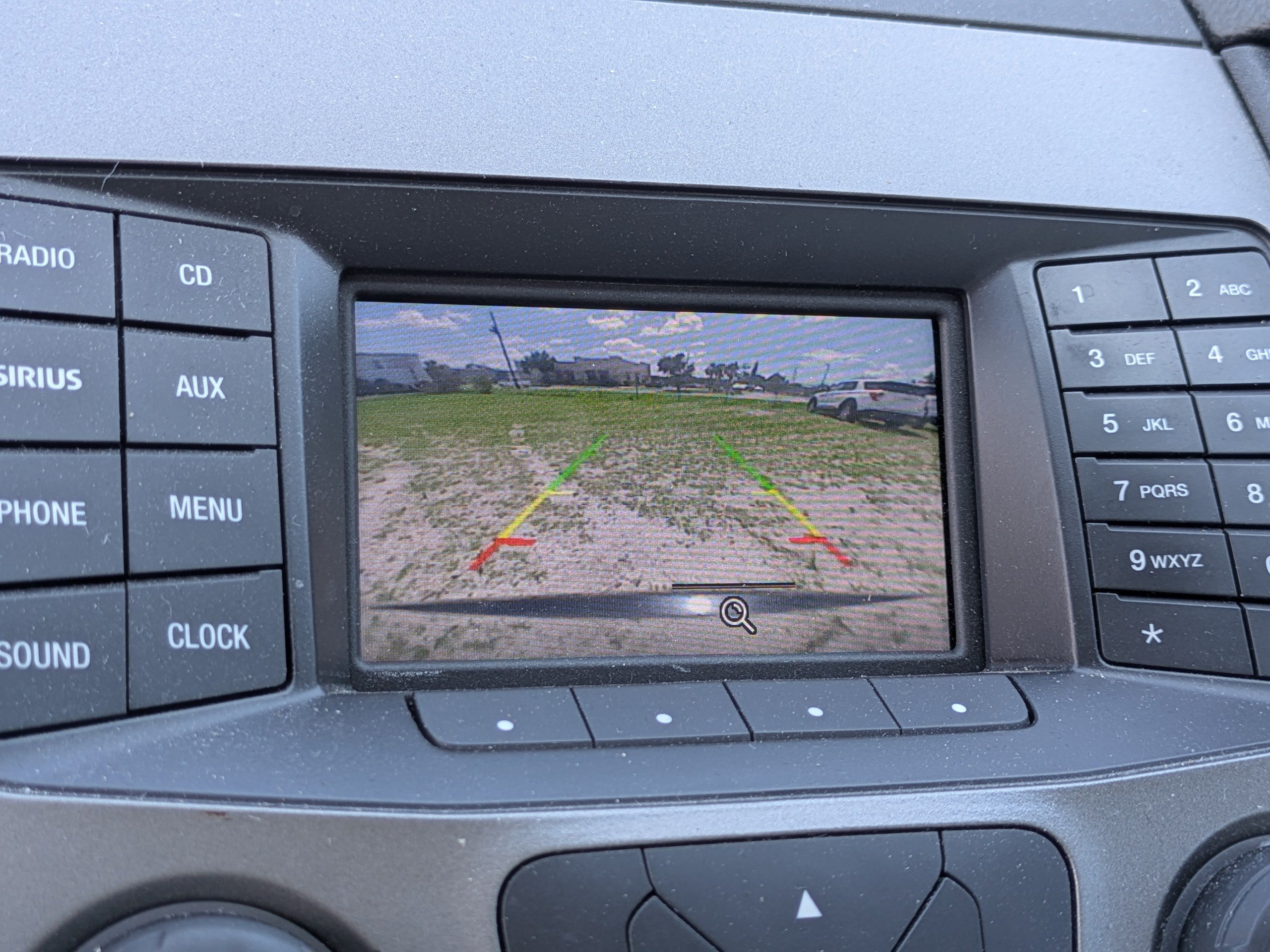 Used 2017 Ford Taurus SE FWD image 25