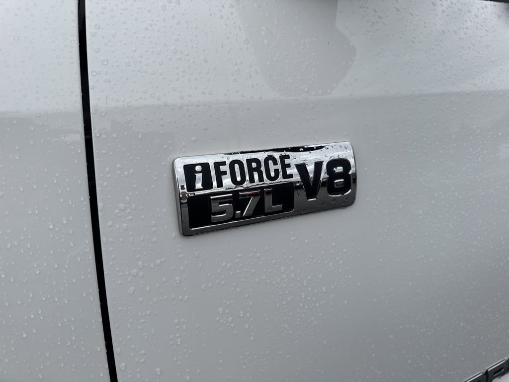 Used 2016 Toyota Tundra SR5 w/ SR5 Upgrade Package image 31