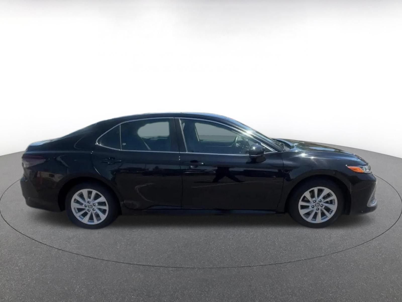 Used 2023 Toyota Camry LE FWD image 16