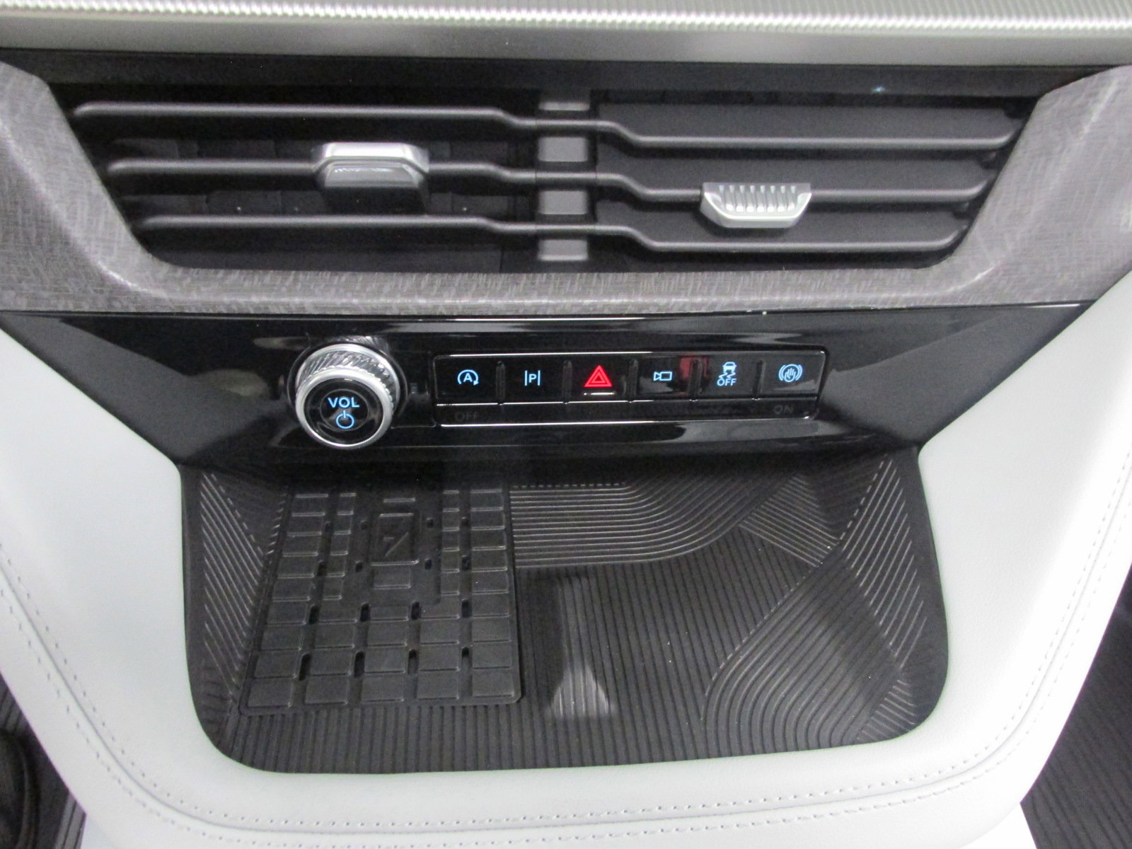 New 2025 Ford Explorer Platinum w/ Ultimate Package image 36