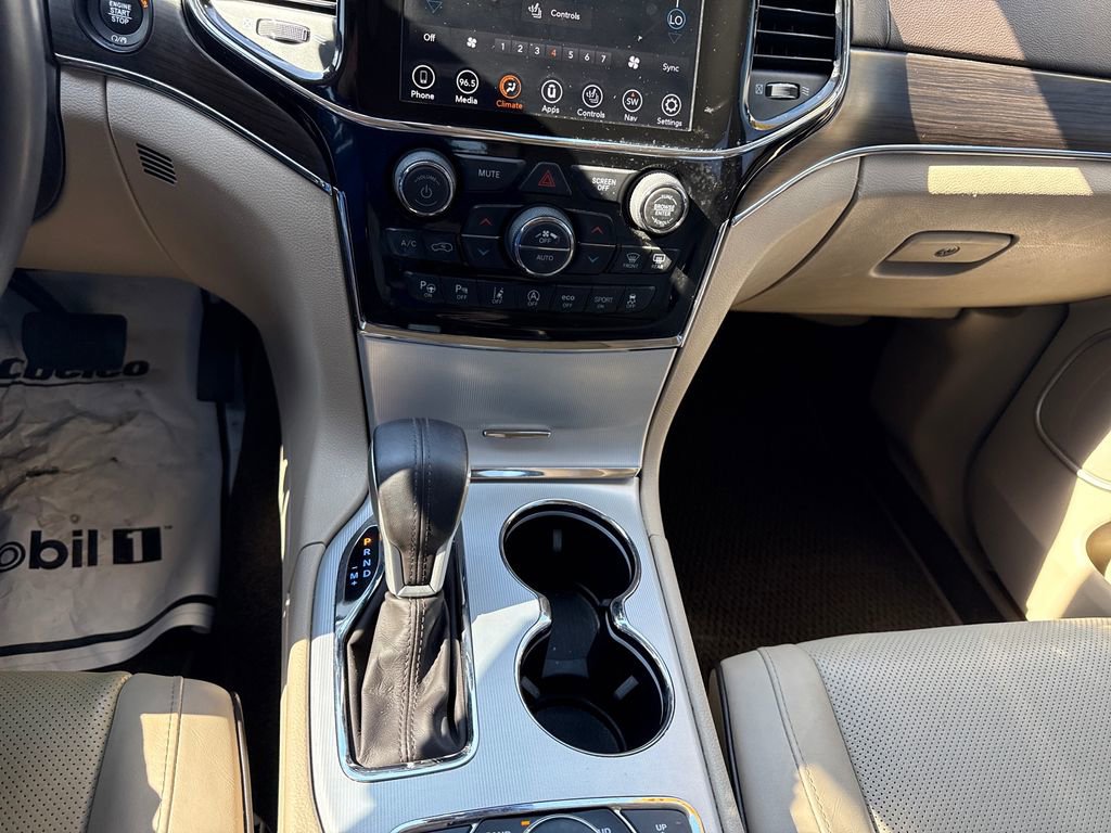 Used 2020 Jeep Grand Cherokee Summit image 22