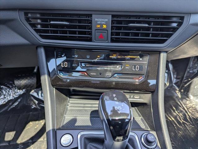 New 2026 Volkswagen Jetta SE FWD image 19