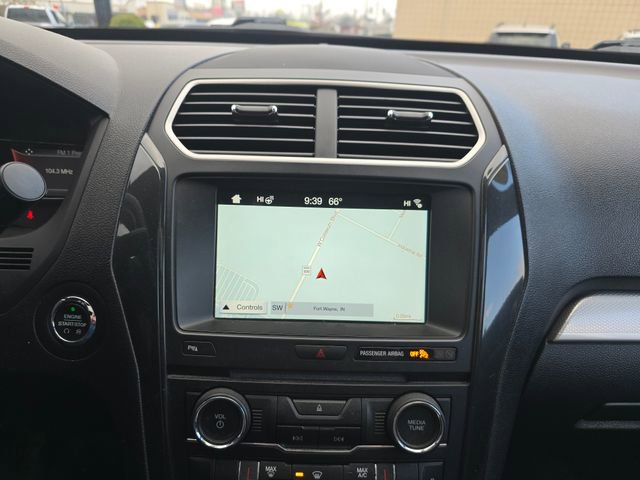 Used 2017 Ford Explorer XLT w/ Equipment Group 202A image 18