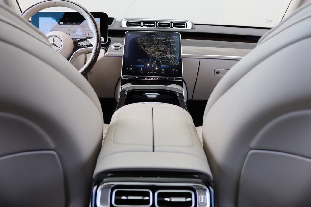Used 2022 Mercedes-Benz S 580 4MATIC Sedan w/ Warmth & Comfort Package image 73
