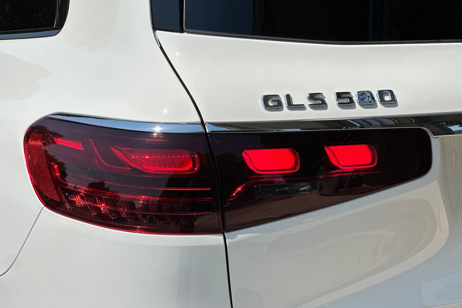 New 2026 Mercedes-Benz GLS 580 4MATIC image 26