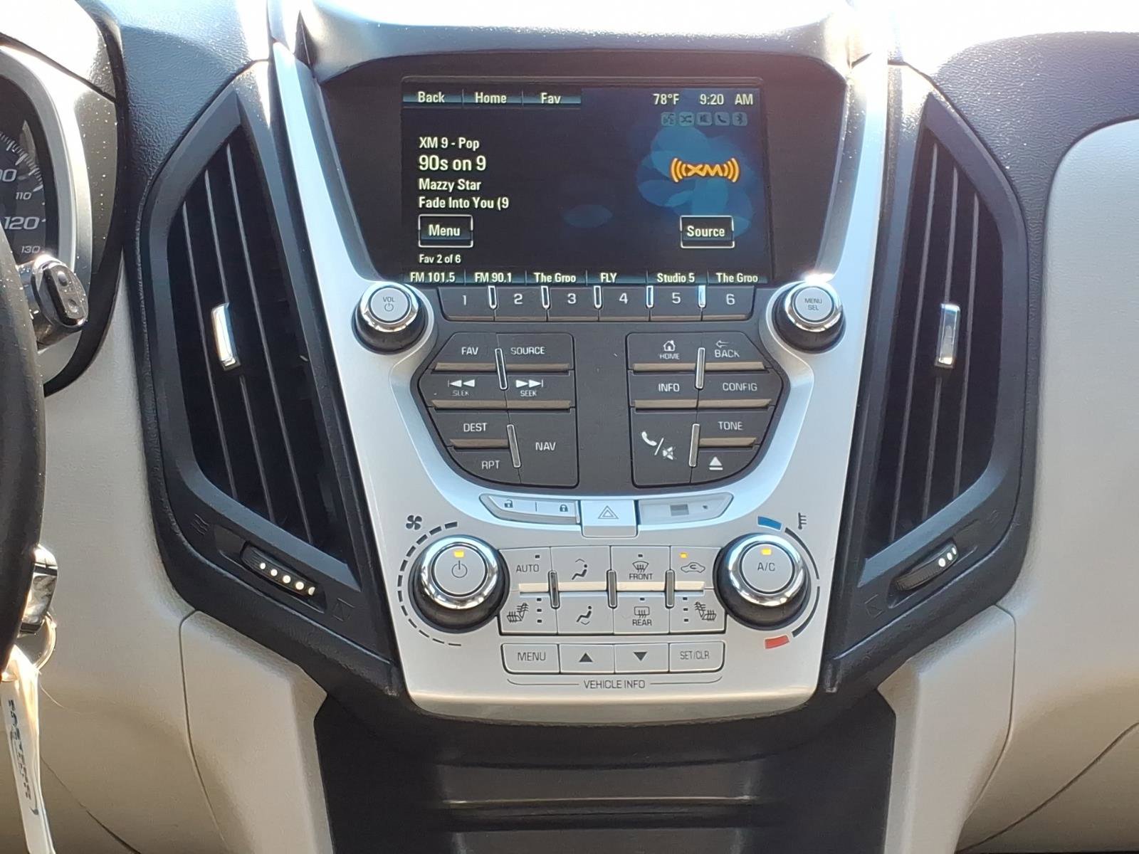 Used 2015 Chevrolet Equinox LT w/ Power Convenience Package FWD image 6
