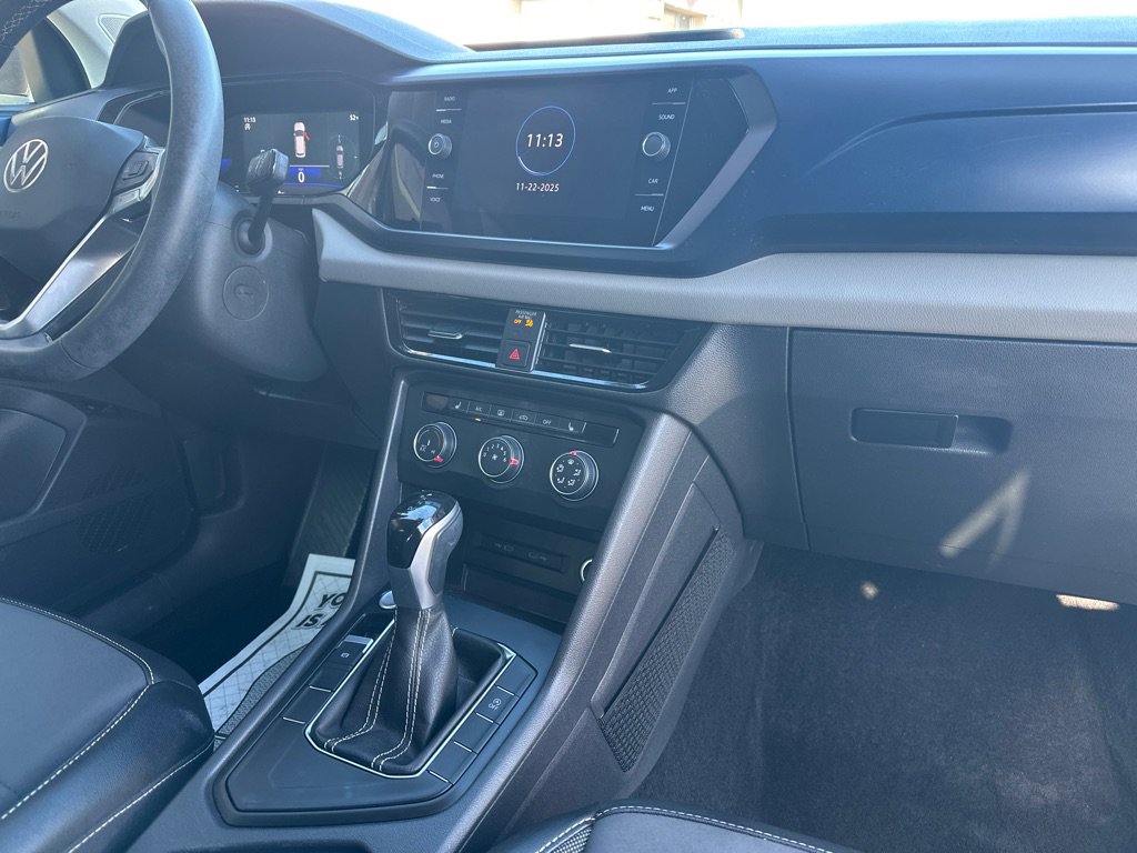 Used 2022 Volkswagen Taos SE image 8