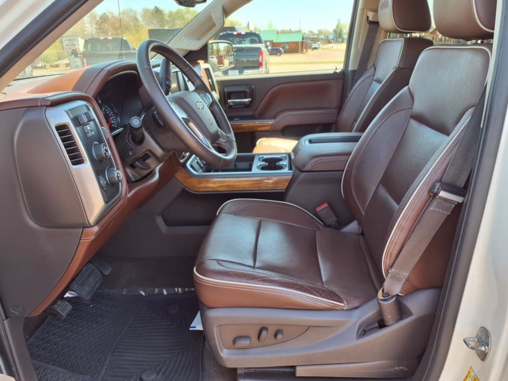 Used 2014 Chevrolet Silverado 1500 High Country w/ High Country Premium Package image 13