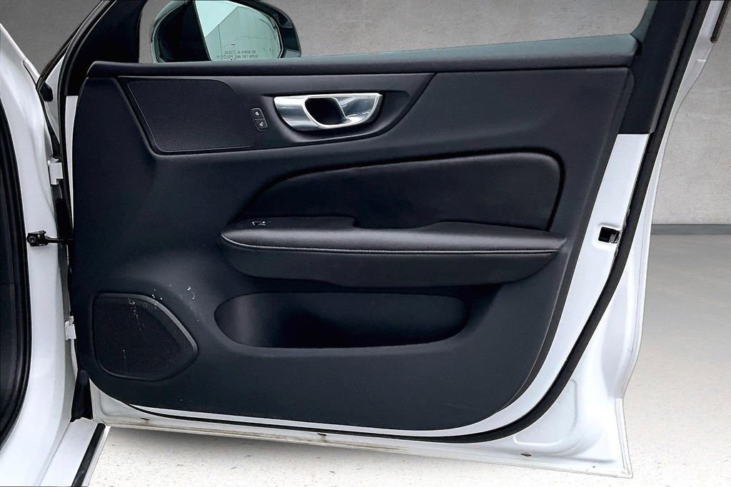 Certified 2023 Volvo S60 B5 Plus w/ Climate Package image 28