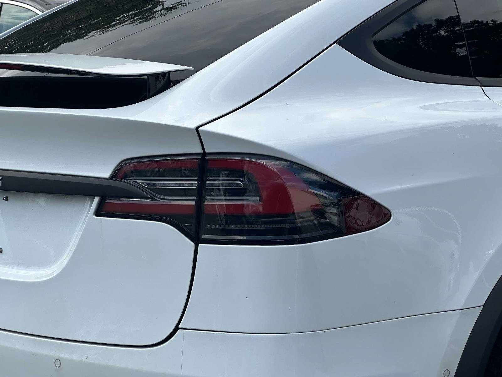 Used 2019 Tesla Model X Long Range AWD/4WD image 11