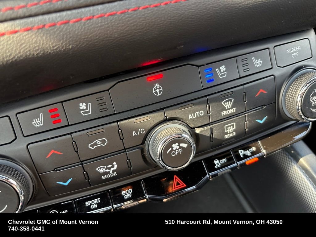 Used 2024 Dodge Durango GT RWD image 31