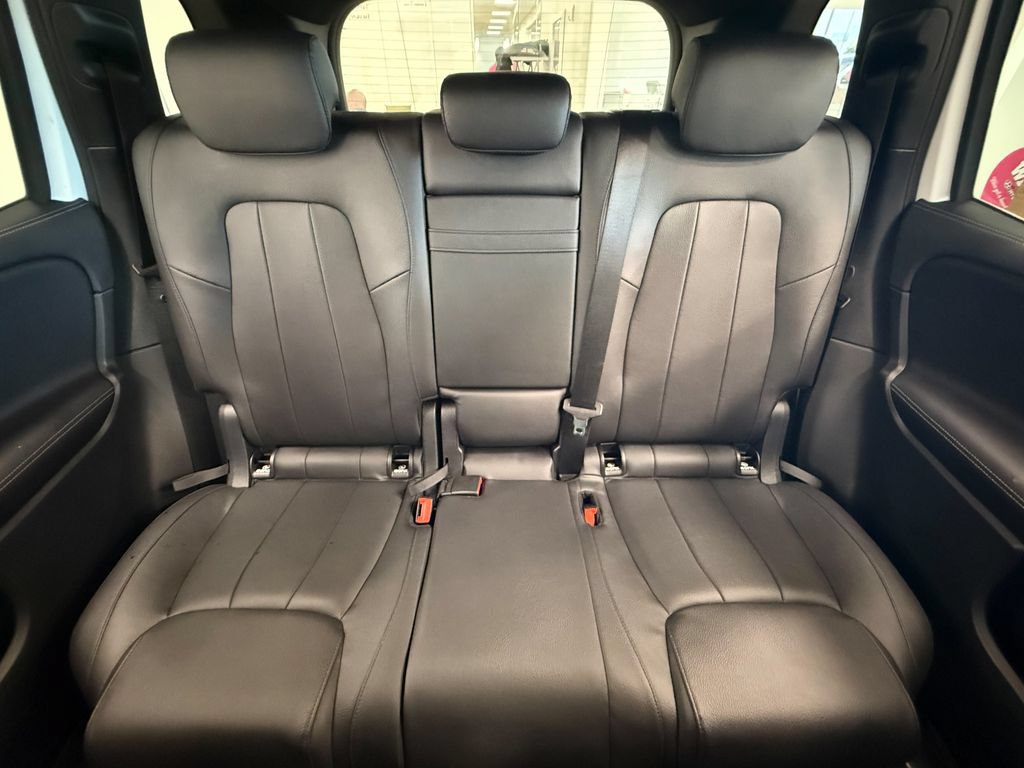 Used 2021 Mercedes-Benz GLB 250 image 31