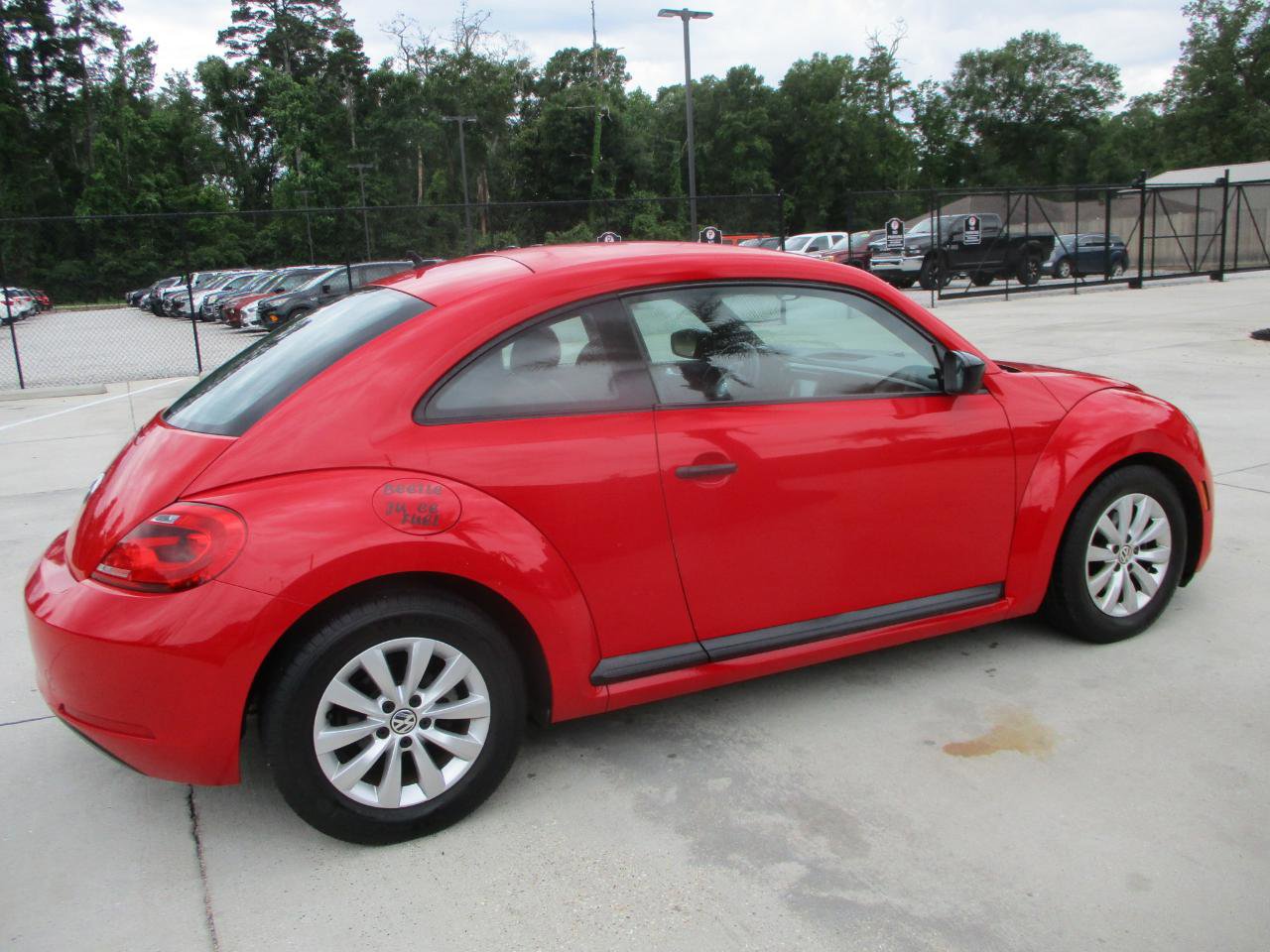 Used 2015 Volkswagen Beetle 1.8T Classic FWD image 7
