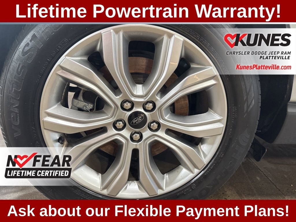 Used 2024 Ford Edge Titanium image 15