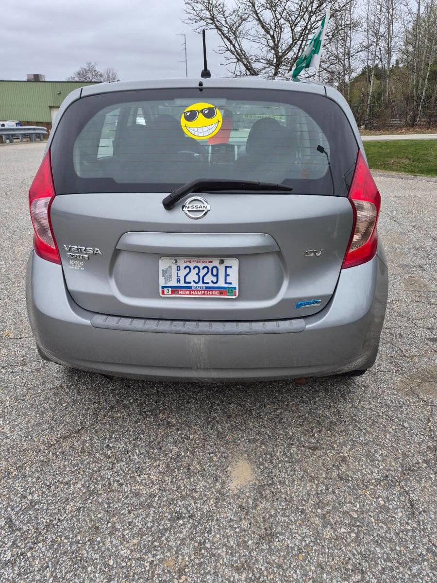 Used 2015 Nissan Versa Note SV FWD image 4