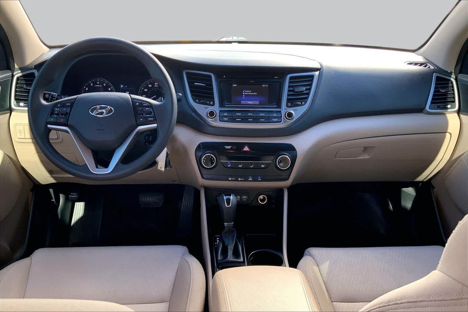 Used 2017 Hyundai Tucson SE w/ SE Popular Package 02 FWD image 16