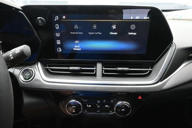 New 2026 Chevrolet Trax ACTIV w/ Sunroof Package FWD image 36