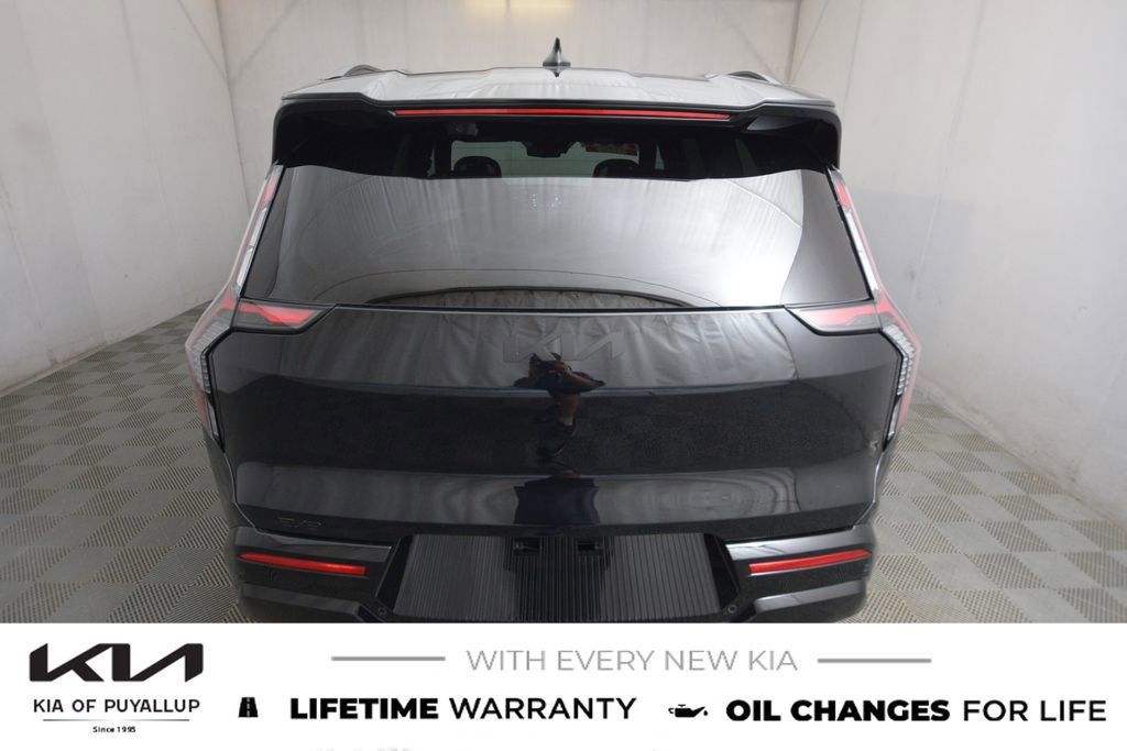 New 2026 Kia EV9 Land w/ Nightfall Edition Package image 6