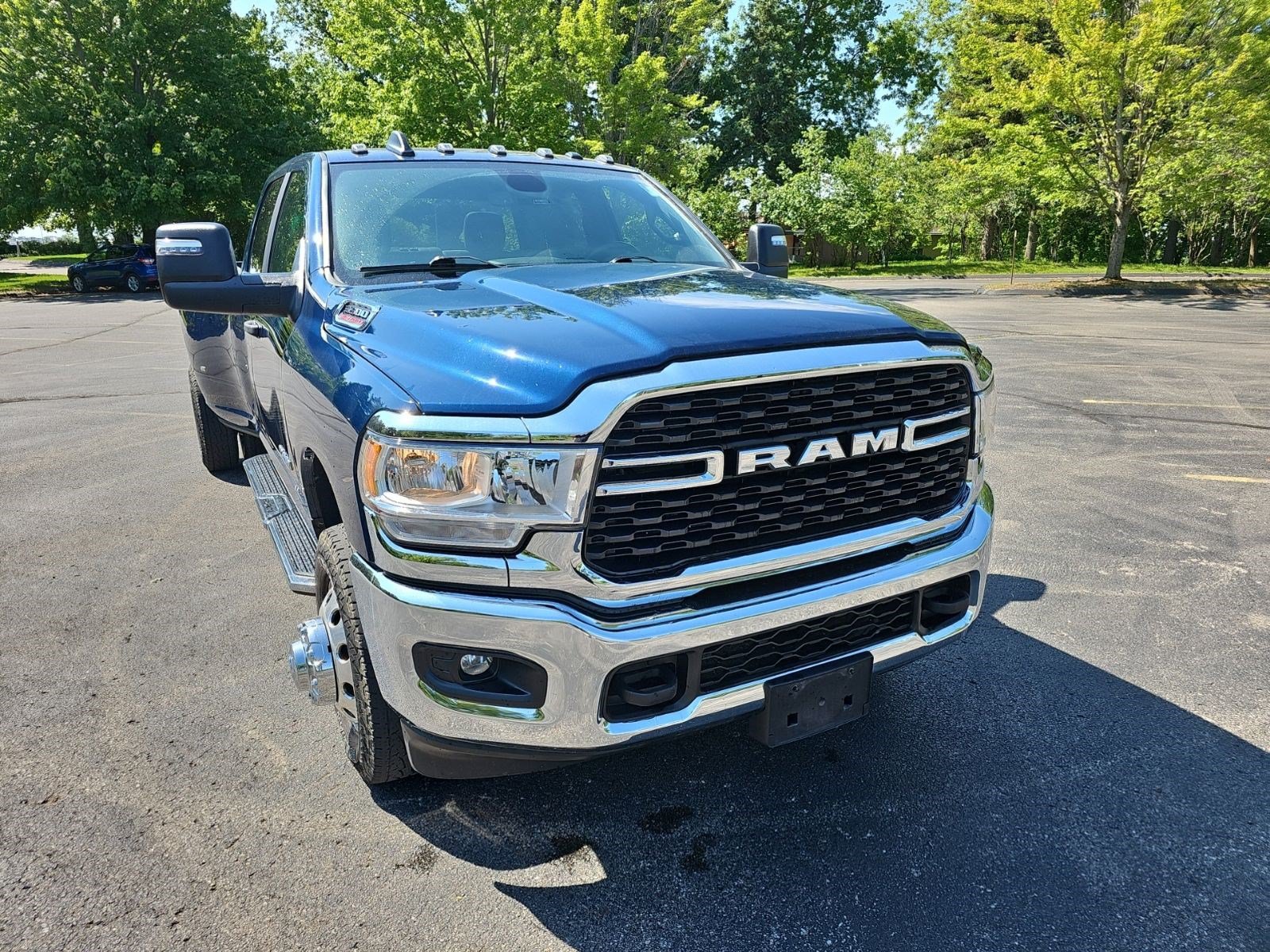 Used 2024 RAM 3500 Big Horn w/ Bed Utility Group AWD/4WD image 8