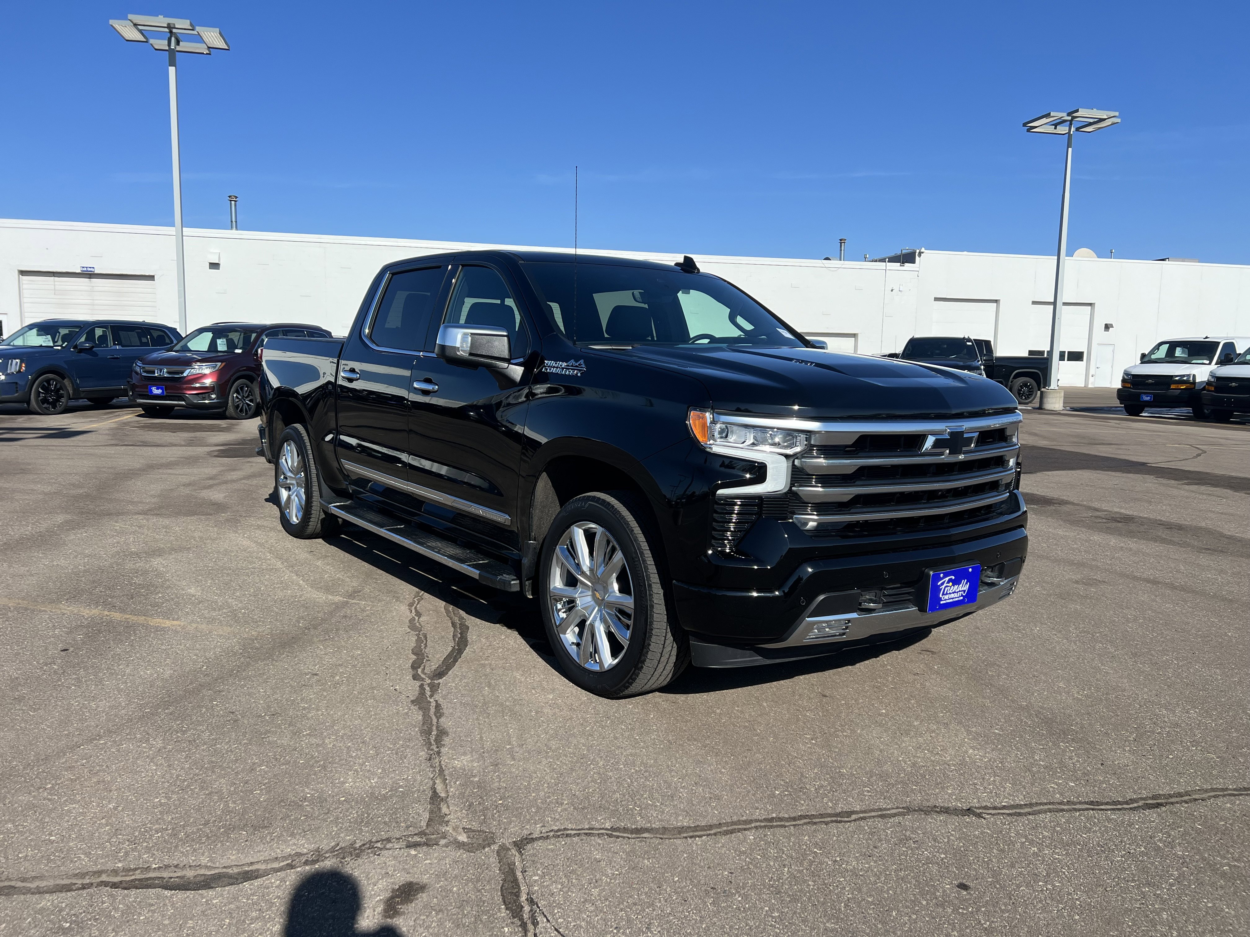 Certified 2023 Chevrolet Silverado 1500 High Country w/ High Country Premium Package image 3