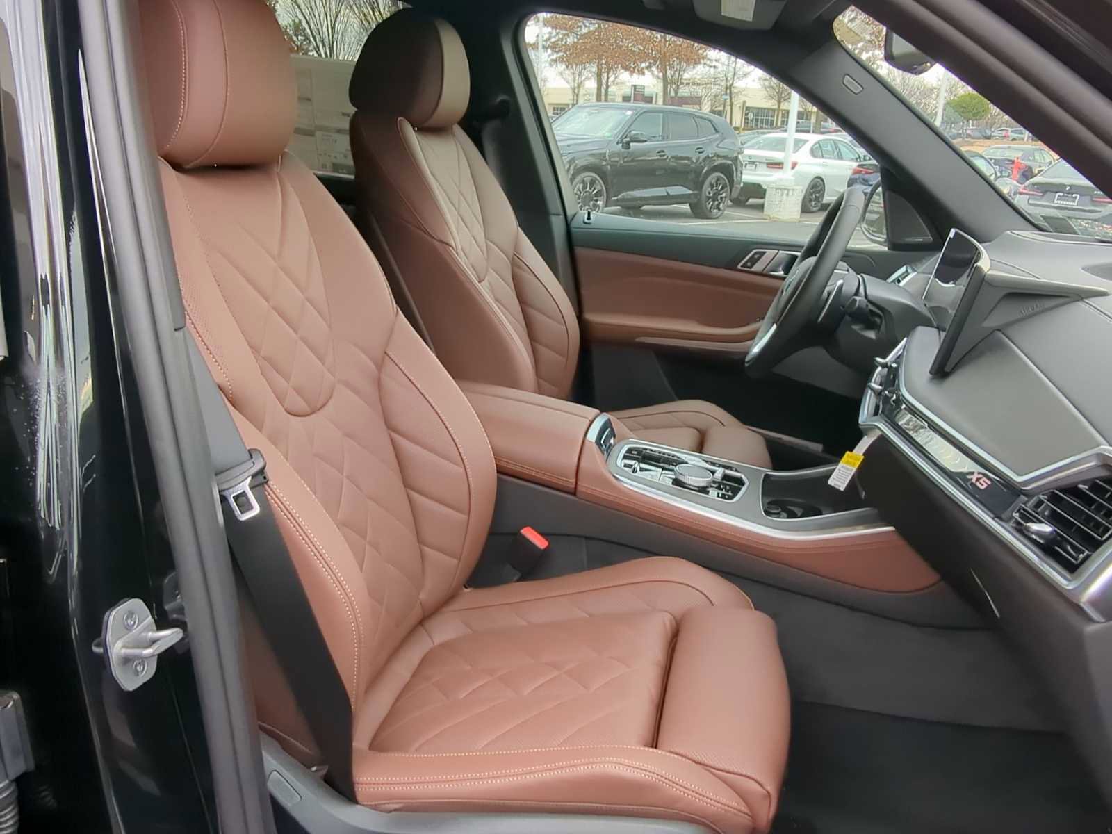 New 2026 BMW X5 xDrive50e w/ Premium Package image 24