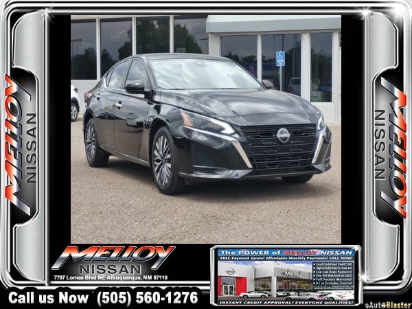 Used 2023 Nissan Altima 2.5 SV AWD/4WD image 3