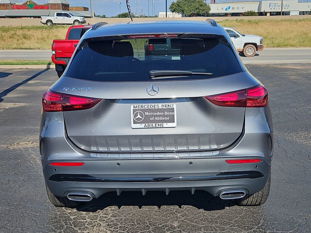 New 2026 Mercedes-Benz GLA 250 image 6