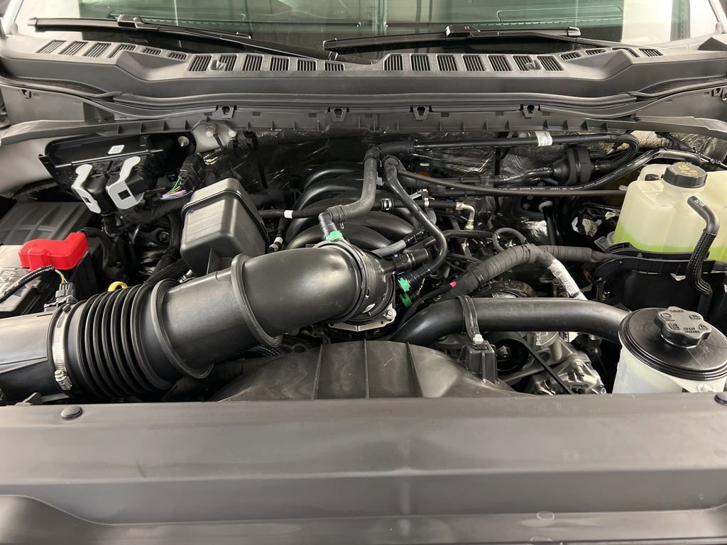 New 2026 Ford F350 XL w/ XL Chrome Package image 32