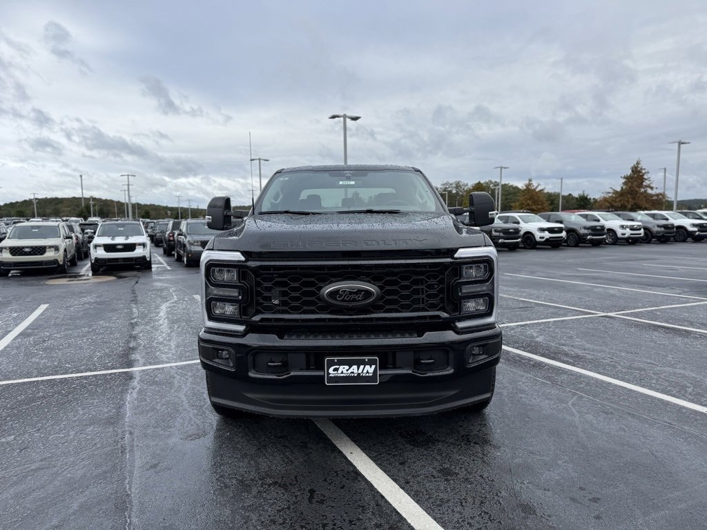 New 2026 Ford F250 Lariat w/ Black Appearance Package image 2