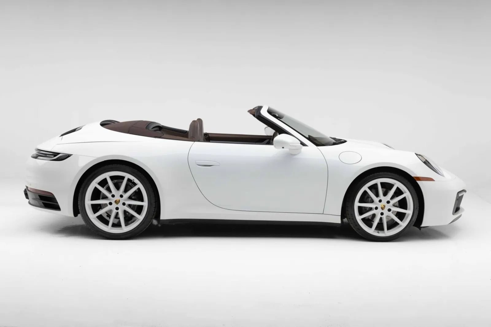 Used 2024 Porsche 911 Carrera image 14