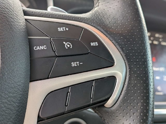 Used 2018 Dodge Charger SXT Plus w/ Navigation & Travel Group RWD image 25
