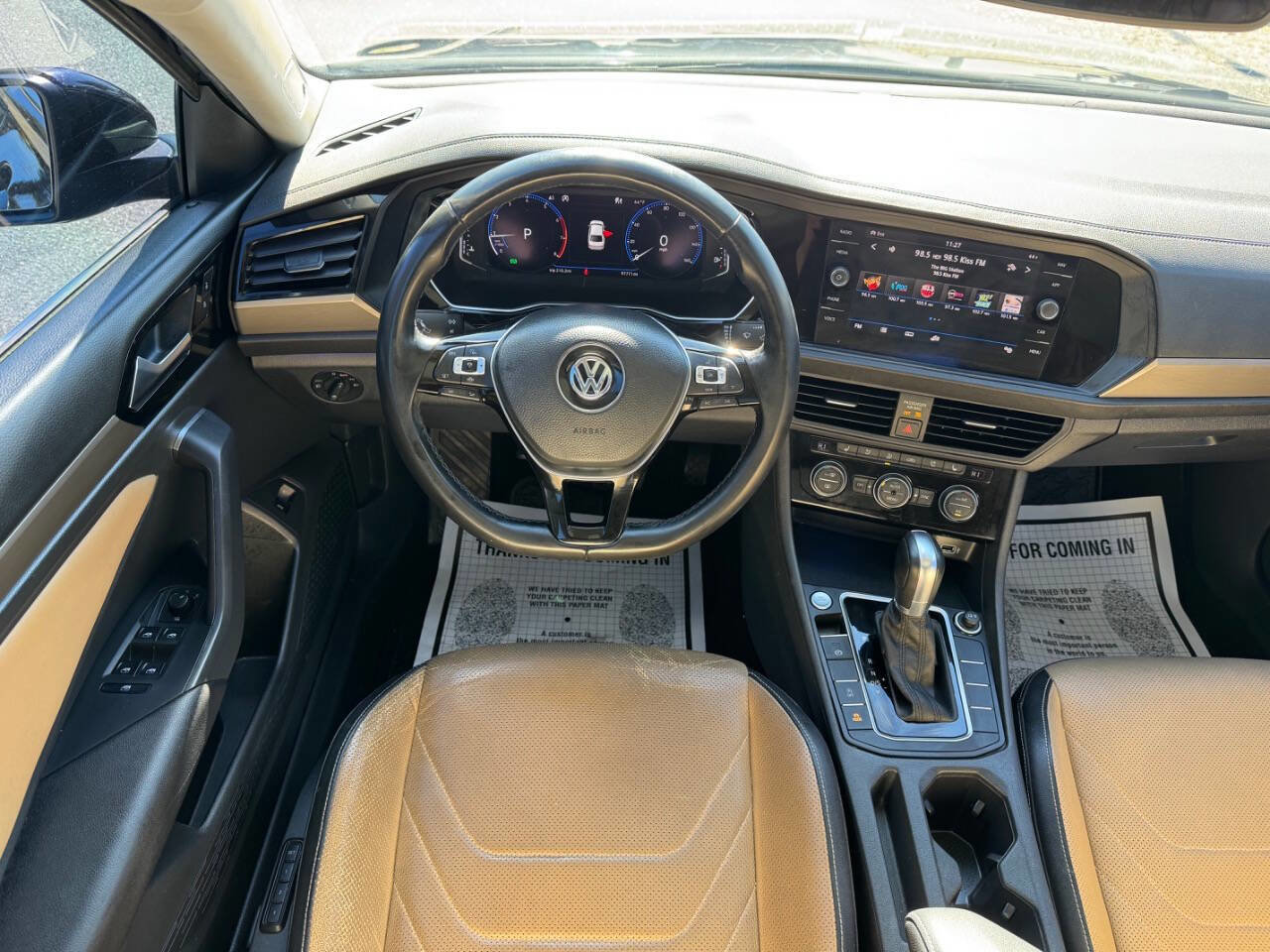 Used 2019 Volkswagen Jetta SEL Premium image 42