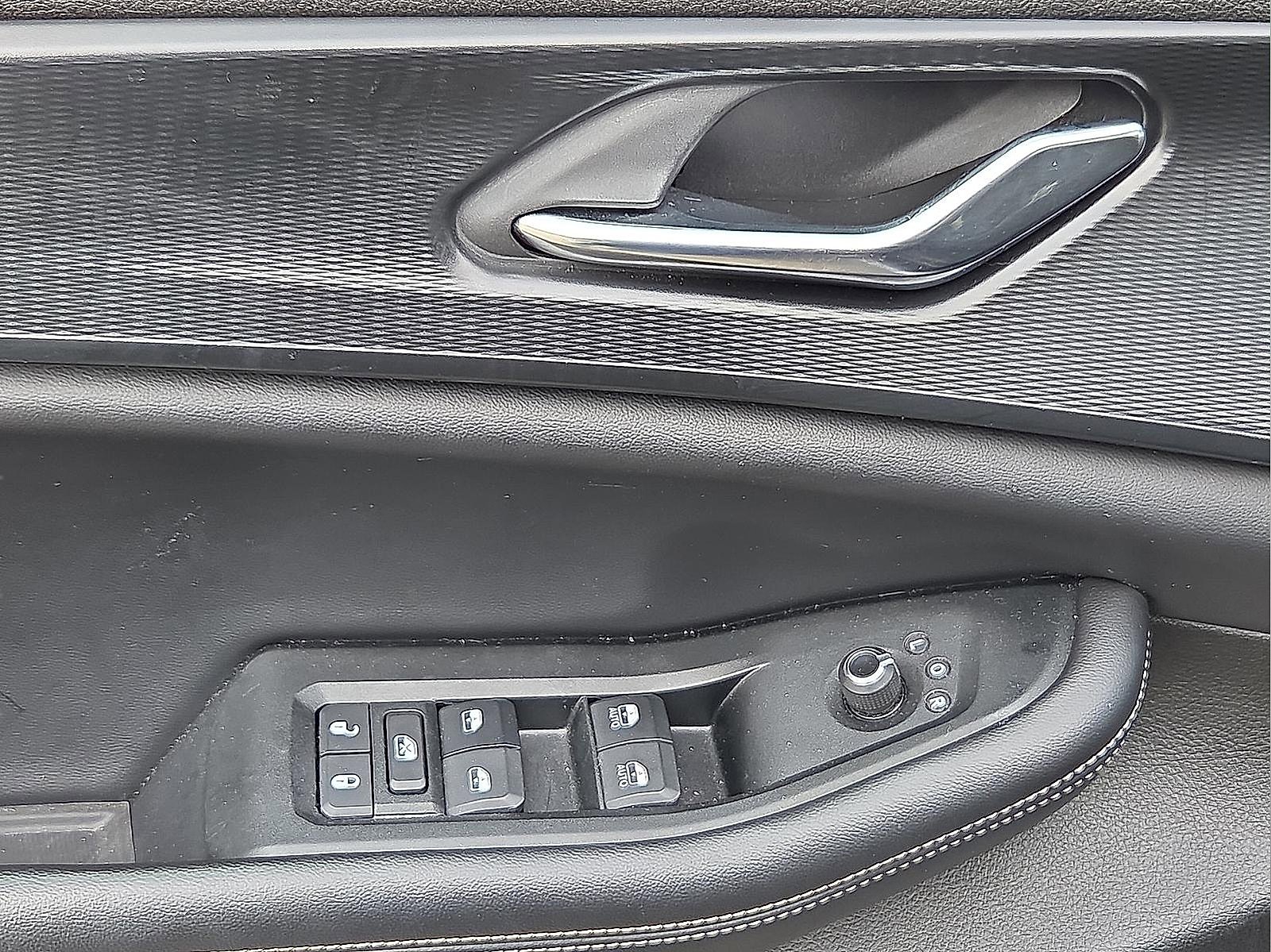 Used 2024 Jeep Grand Cherokee L Laredo image 14