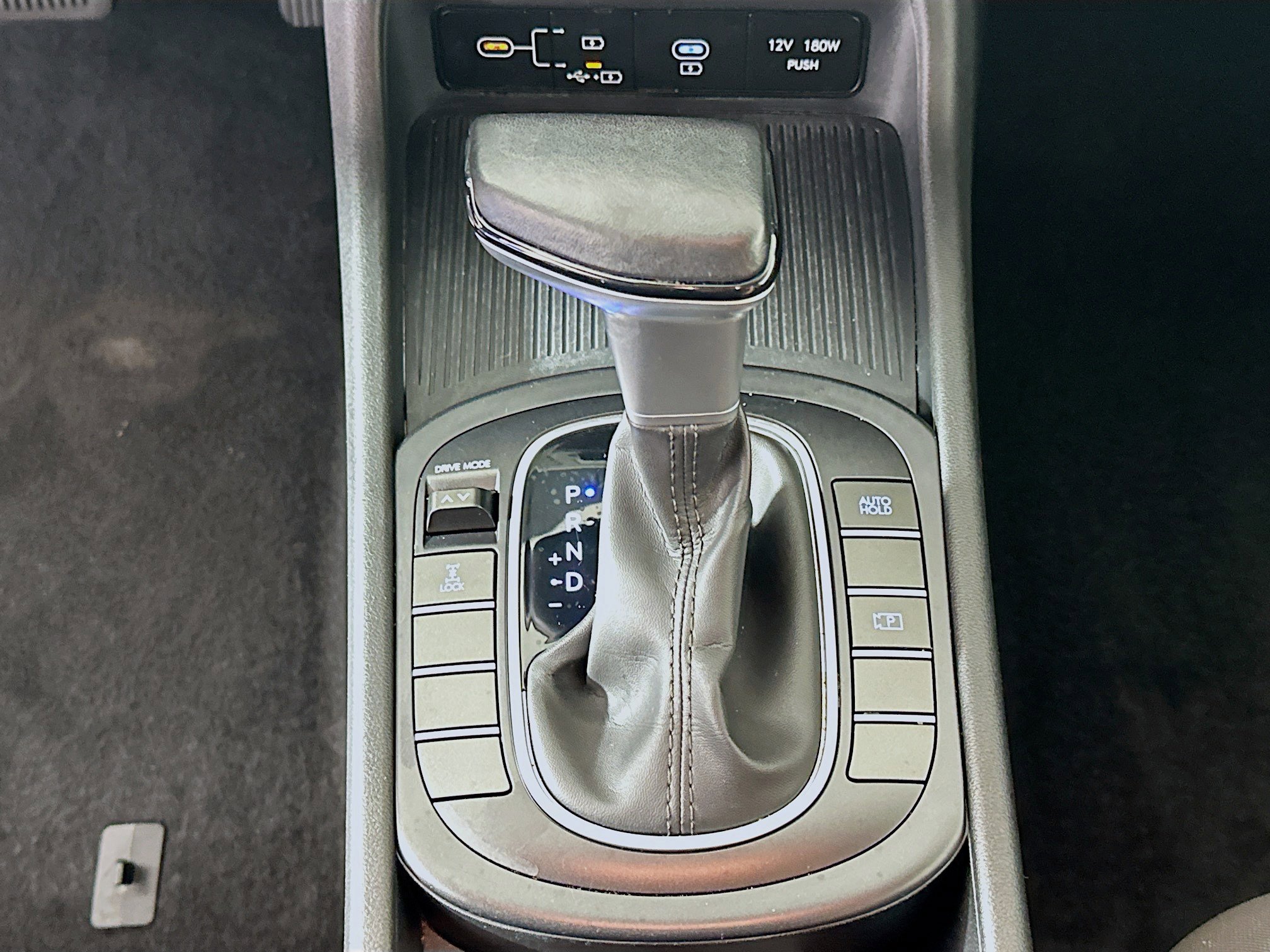 Used 2025 Hyundai Kona SEL image 24