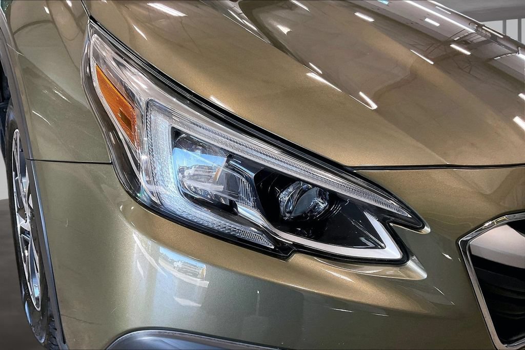Used 2021 Subaru Outback Limited AWD/4WD image 32