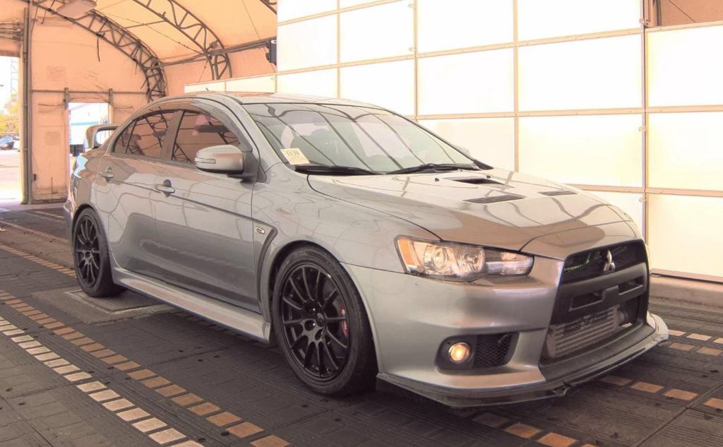 Used 2015 Mitsubishi Lancer Evolution GSR AWD/4WD image 2