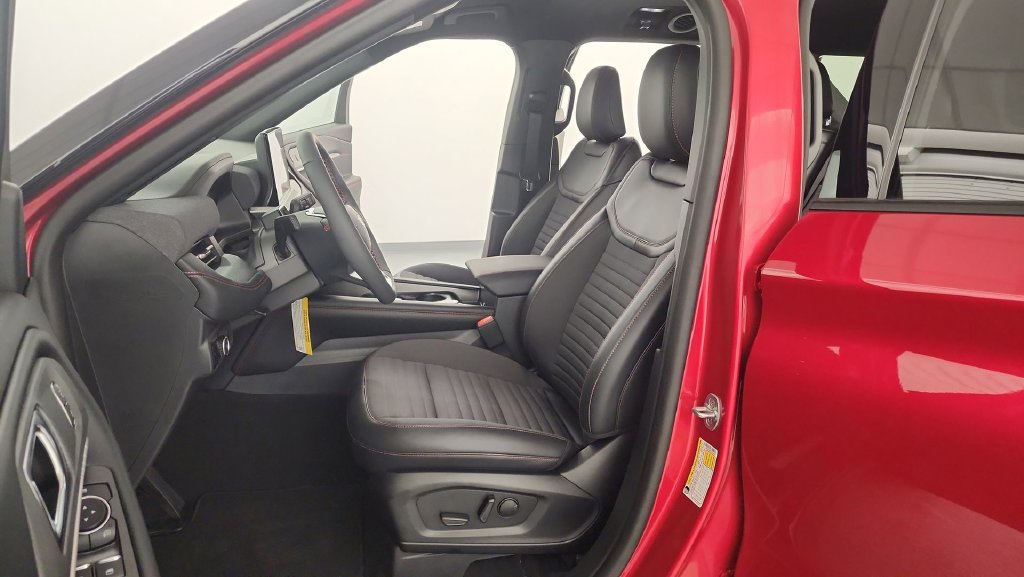 New 2026 Ford Explorer ST-Line w/ ST-Line Street Pack AWD/4WD image 15