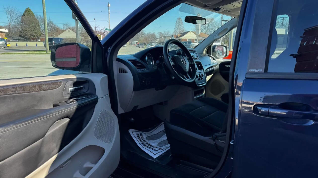 Used 2013 Dodge Grand Caravan SE image 9