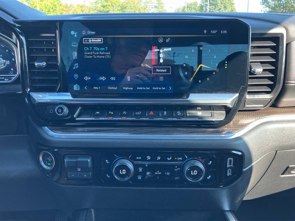 Used 2022 Chevrolet Silverado 1500 LT Trail Boss w/ LT Trail Boss Premium Package image 23