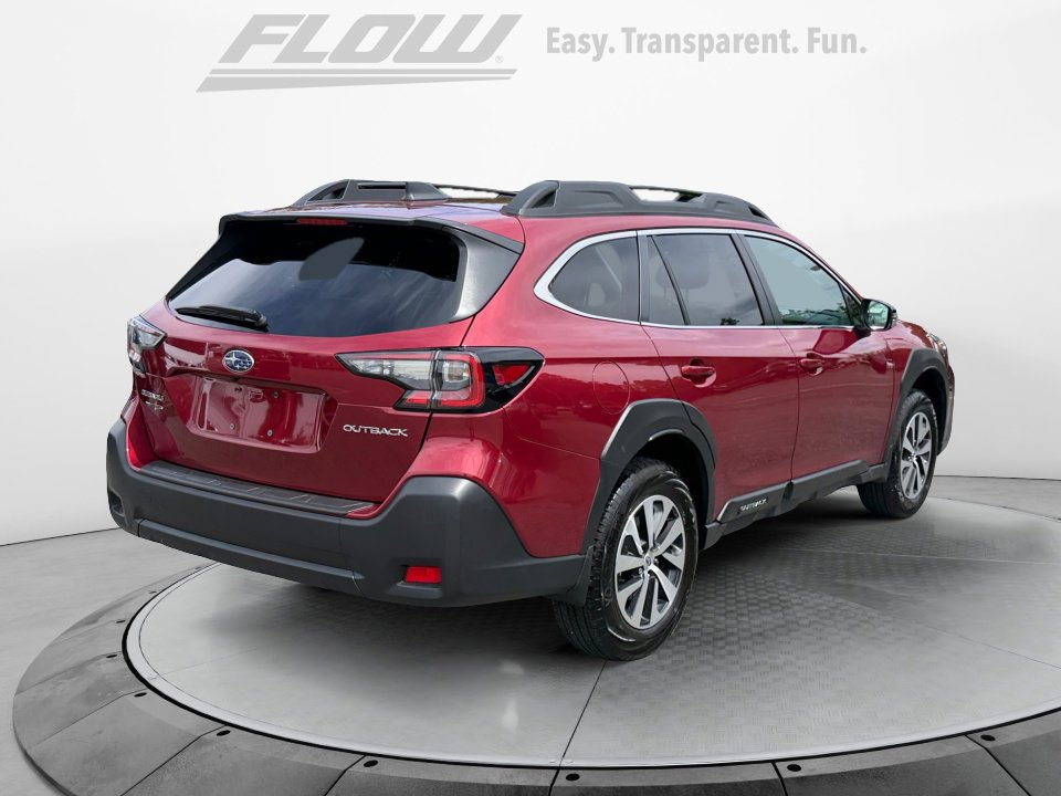 Used 2025 Subaru Outback Premium AWD/4WD image 9