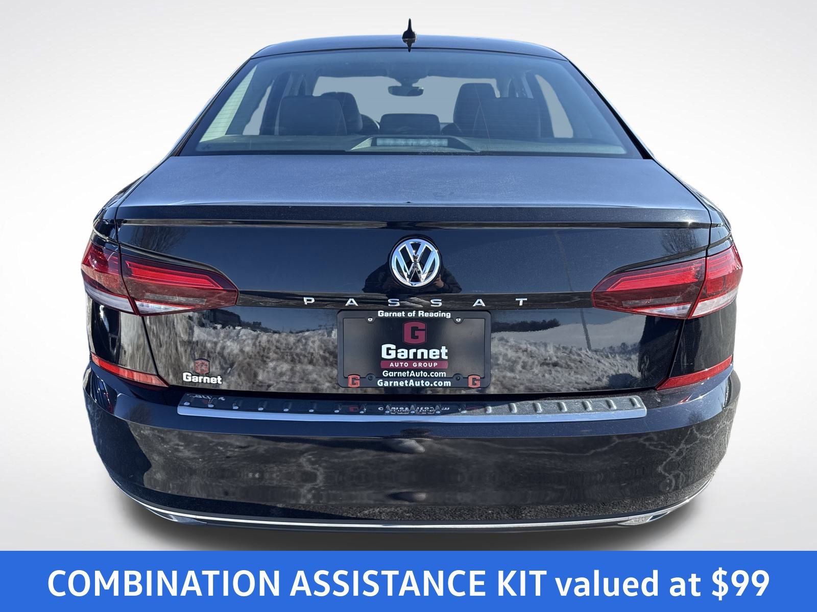 Certified 2021 Volkswagen Passat 2.0T SE image 4