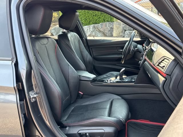 Used 2014 BMW 328i xDrive Wagon AWD/4WD image 23