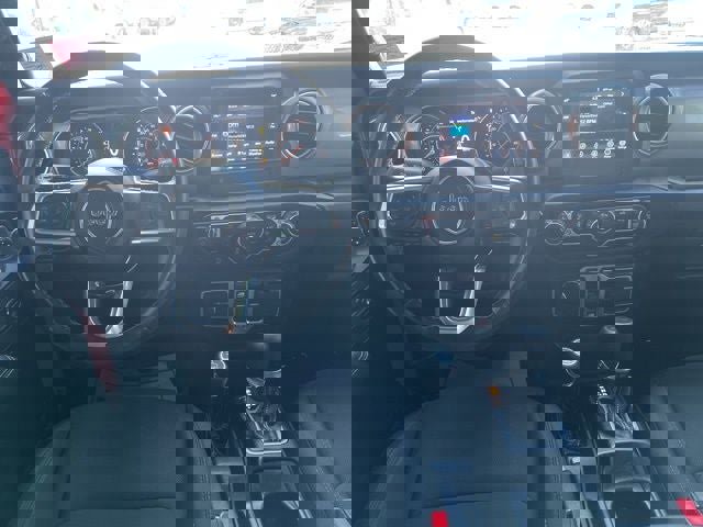 Used 2021 Jeep Wrangler Unlimited Sahara w/ Cold Weather Group AWD/4WD image 17