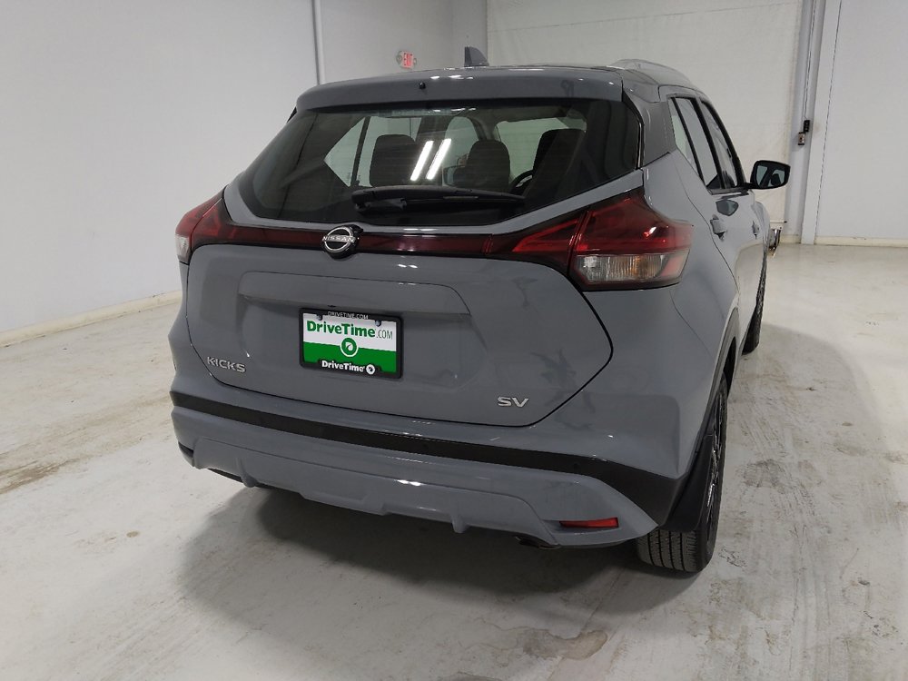 Used 2023 Nissan Kicks SV image 7