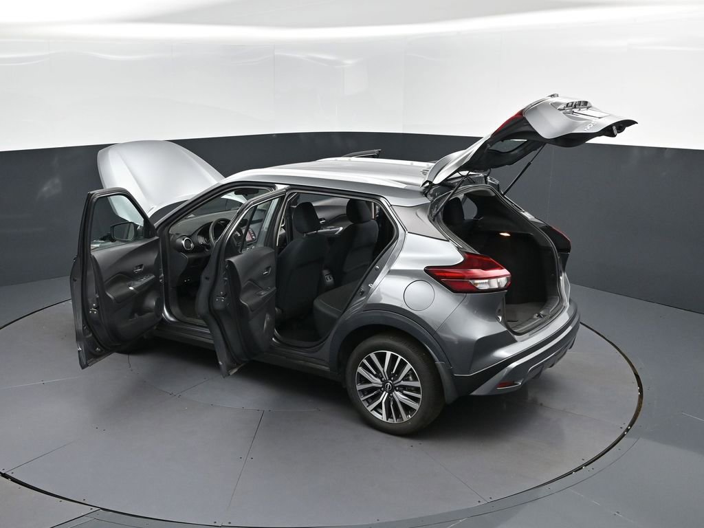 Used 2024 Nissan Kicks SV FWD image 47