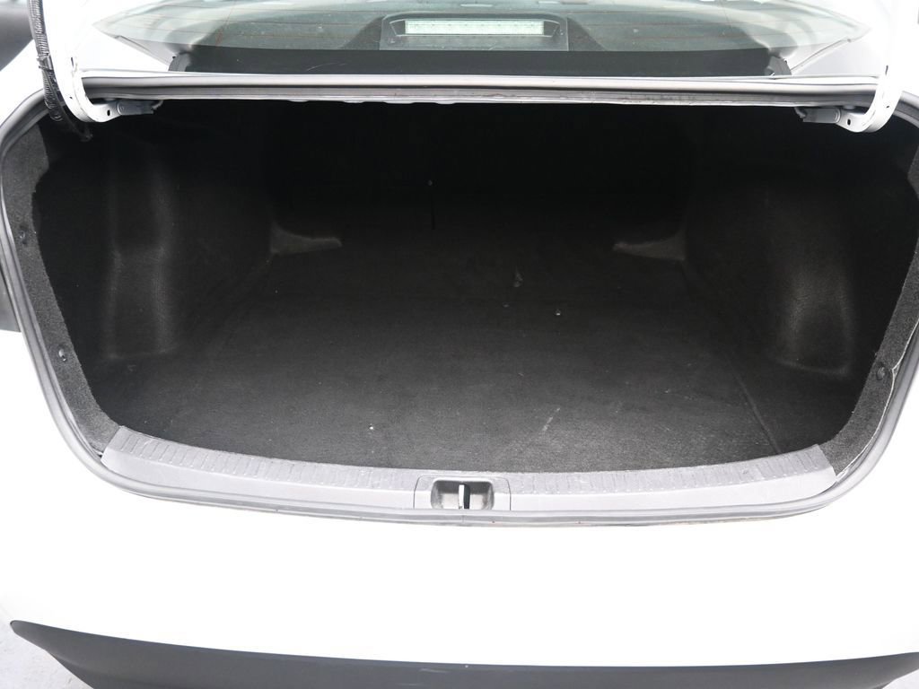 Used 2024 Toyota Corolla LE image 11