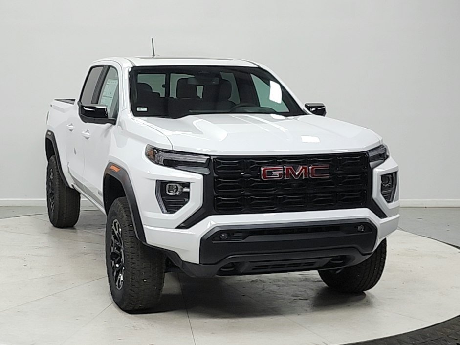 New 2026 GMC Canyon Elevation w/ Convenience Package AWD/4WD image 3